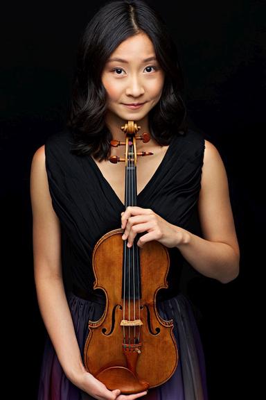 Solistin Yuliia Van.jpg